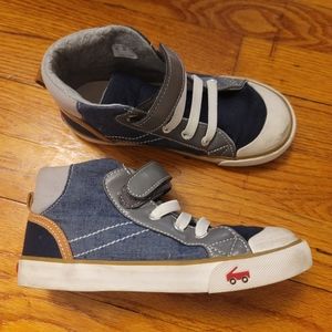 EUC See Kai Run Boys Sneakers size 13